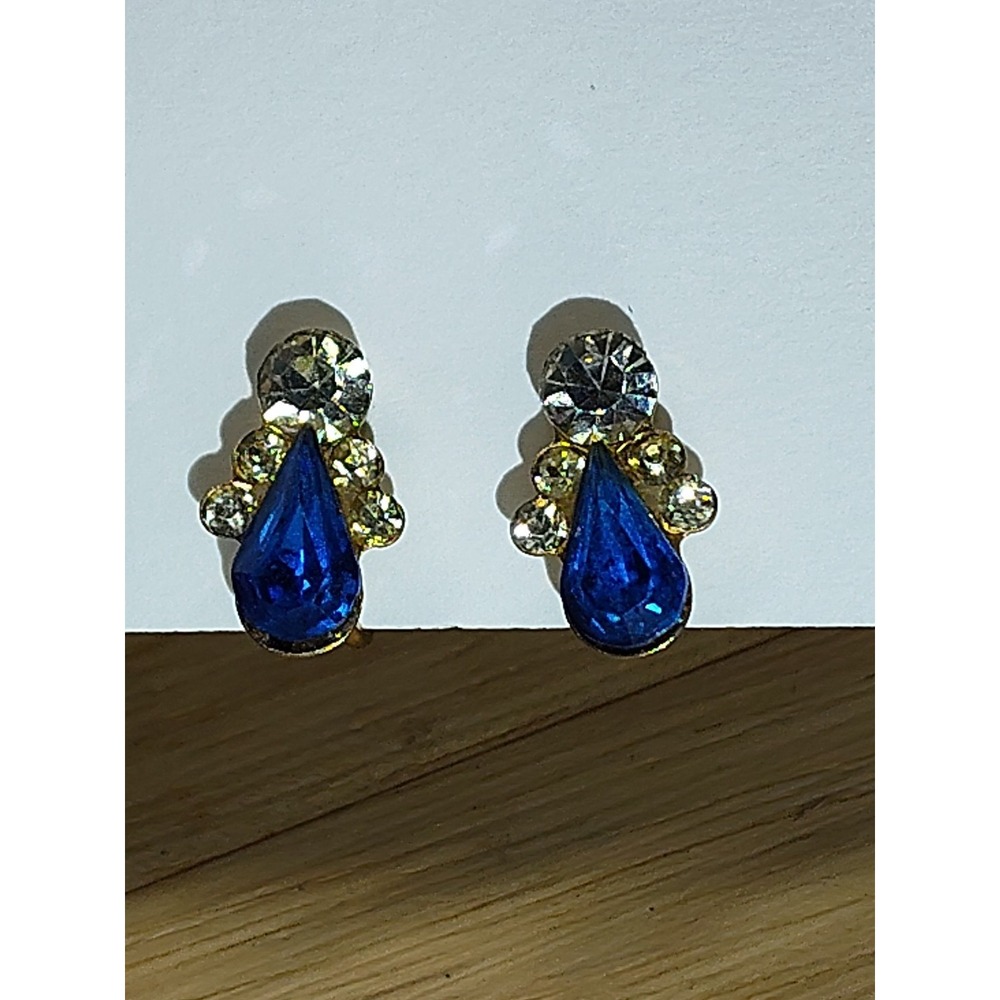 Vintage Coro screw back earrings blue and clear rinestones